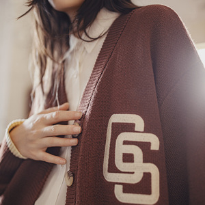 <span class=keywords><strong>Pull</strong></span> pour <span class=keywords><strong>femme</strong></span> Maden, cardigan à col en V pour <span class=keywords><strong>femme</strong></span>, <span class=keywords><strong>pull</strong></span> en tricot <span class=keywords><strong>vintage</strong></span> américain, <span class=keywords><strong>pull</strong></span> ouvert sur le devant, <span class=keywords><strong>pull</strong></span> <span class=keywords><strong>oversize</strong></span> à blocs de couleur, tricot pour l'automne, prêt à expédier - Product Image 3