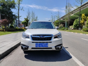 <span class=keywords><strong>Subaru</strong></span> Forester 2016 2.5i AWD Luxury Navigation SUV Usato, Motore Boxer 2.5L 4WD Simmetrico, Ben Mantenuto Pronto per la Spedizione - Product Image 2