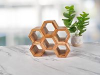 Porte-vin hexagonal multifonctionnel, petit porte-vin de comptoir |   Ensemble de 2 supports à vin en bois d'acacia en forme de nid d'abeille, fabrication sur mesure