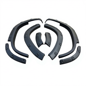 Guardabarros de arco de rueda 4x4 bengalas para Land Cruiser LC200 Prado FJ200 2016 + guardabarros de coche - Product Image 1