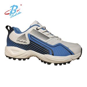 Hommes turf chaussures de cricket nouvelles baskets design haute qualité chaussures de sport en vente meilleur picots en caoutchouc - Product Image 1