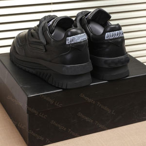 2026 Mocassins et baskets décontractés de marque de luxe et de créateur, avec semelles épaisses en caoutchouc, tige en cuir véritable, légers, d'été, jetables - Product Image 2