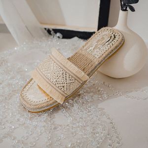 Sandales plates d'été en paille tressée pour femme, à bride unique, tendance, polyvalentes, à semelle souple et respirante, pour la marche décontractée - Product Image 3