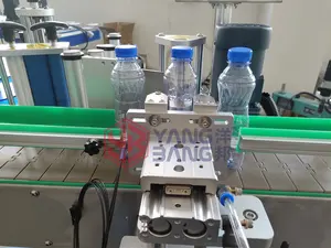 מכונת מילוי מים אוטומטית לבקבוקים מכונת מילוי בקבוקי מיץ יוגורט פלסטיק