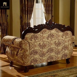 أريكة بنمط أوروبي كلاسيكي عتيق منحوتة من الخشب الصلب وقماش فني، أثاث لغرفة معيشة الفلل بحشوة من الإسفنج - Product Image 3