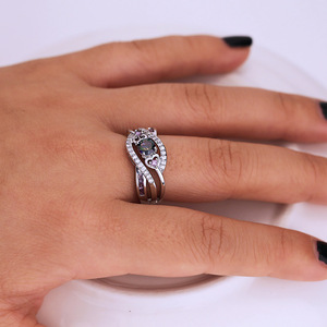 Anello con ametista a forma di cuore per donna, gioiello da dito elegante e alla moda, colorato - Product Image 2