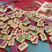 Nouveau modèle 2026 – Tuiles de mahjong en acrylique double couche transfrontalières avec motifs de lèvres colorées, emballage en boîte cartonnée