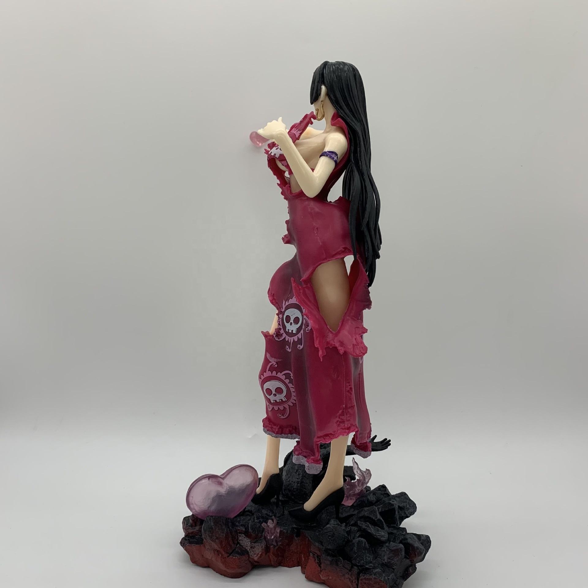 アリババ　ページ　ワンピース　フィギュア 楽しくてクリエイティブなワンピースフィギュアとToysForAllを