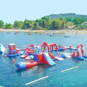 Grande parco acquatico all'aperto gonfiabile giocattoli galleggianti in PVC trampolino scivolo piattaforma per immersioni-divertimento divertimento galleggiante sfide del mare