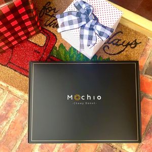 Wholesale Custom Logo Biodegradable Food Grade Pink Paper Mochi Donut Packaging Cookie Dough Delivery Cookie Boxes With Bags - Product Image 6