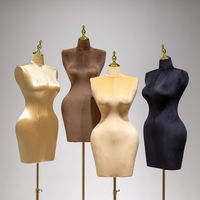 Mannequin de couture en velours, forme féminine, avec base en métal doré, pour la présentation de robes de mariée