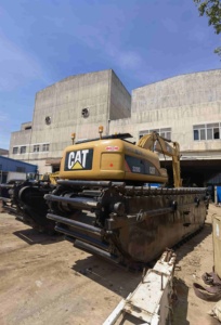 Used Amphibious Excavator Dredger C 320CL 320D 320D2 Excavator - Product Image 3