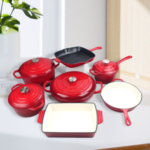 Nouvel Ensemble de Pots et Casseroles en <span class=keywords><strong>Fonte</strong></span> Émaillée Antiadhésive Rouge Multifonctionnel, Incluant une Poê<span class=keywords><strong>le</strong></span> Durable et une Cocotte pour une Double Cuisson - Product Image 1