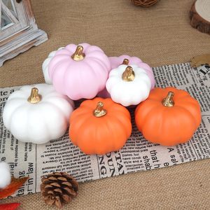 Citrouilles artificielles en vrac, 12 pièces, tailles et couleurs assorties, citrouilles en mousse pour la récolte, l'automne, Halloween, Noël, respectueuses de l'environnement - Product Image 6