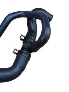 Tuyau d'eau en caoutchouc pour <span class=keywords><strong>PEUGEOT</strong></span> <span class=keywords><strong>307</strong></span> 2.0 CITROEN C-Triomphe 1351KR - Product Image 3