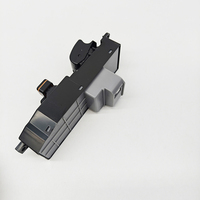 Interrupteur de lève-vitre électrique pour Toyota HiAce Master, référence 84820-26211, en ABS et PC, neuf, côté conducteur gauche, pièce d'origine (OEM) 84820-26240