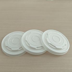 Couvercles en <span class=keywords><strong>plastique</strong></span> PLA durables et écologiques anti-effraction de 90 mm pour gobelets à soupe en papier de 8 oz, jetables, faciles à ouvrir, compostables, Xiamen - Product Image 3