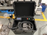 Rostentfernungs-Laserreiniger 200W/300W/500W Koffermodell Luftgekühlte Puls-Laserreinigungsmaschine für Schimmelentfernung