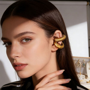 Pendientes de Moda de Acero Inoxidable 316L, Chapados en Oro de 14k y 18k, Pendientes Finos Tipo Brazalete, Sin Perforación, para Mujer - Product Image 1