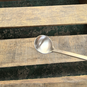 Cuchara para Postre de Acero Inoxidable DF406, Mango Largo de 13.8 cm, Cuchara Resistente para Servir Dulces en el Hogar - Product Image 3