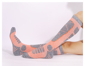 2025 Jingwen Design <span class=keywords><strong>Chaussettes</strong></span> Camping <span class=keywords><strong>Ski</strong></span> En Plein Air Épais Coton Randonnée Genou Haute <span class=keywords><strong>Chaussettes</strong></span> <span class=keywords><strong>De</strong></span> Sport - Product Image 5