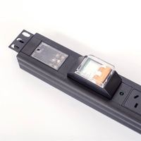Bloc d'alimentation multiprise sur rack avec protection contre les surtensions et disjoncteur pour armoire serveur, unité de distribution d'alimentation (PDU) - Fournisseur chinois