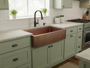 Évier de cuisine de style farmhouse en cuivre massif de qualité supérieure, avec façade à tablier, surface martelée faite à la main, finition émail noir et polissage cuivre - Product Image 2