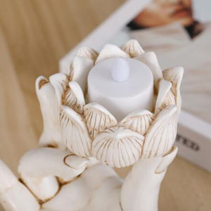 Bougeoir en résine religieuse en forme <span class=keywords><strong>de</strong></span> lotus bouddhiste, porte-bougie en polyrésine, statue <span class=keywords><strong>de</strong></span> la <span class=keywords><strong>main</strong></span> <span class=keywords><strong>de</strong></span> <span class=keywords><strong>Bouddha</strong></span> - Product Image 4