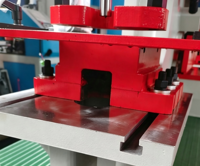 Machine combinée de poinçonnage et de cisaillement hydraulique pour la fabrication d'acier, coupe d'angles et de barres plates