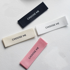 Etiquetas <span class=keywords><strong>de</strong></span> tela satinada para el cuello, logotipo tejido personalizado <span class=keywords><strong>de</strong></span> tu propia <span class=keywords><strong>marca</strong></span> - Product Image 2