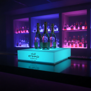 Rak Display Botol Akrilik Bercahaya & Lampu LED untuk Layanan Botol di Klub Malam, Dapat Disesuaikan - Product Image 1