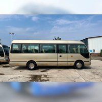 Bus de tourisme d'occasion, diesel, conduite à gauche, transmission manuelle, 16-30 places, à vendre