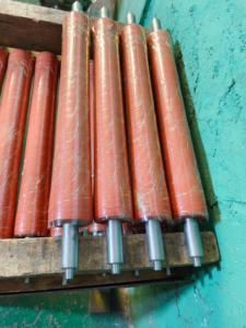 بكرات سيليكون وبولي يوريثين مقاومة حرارية عالية من الشركة المصنعة في الصين - Product Image 5