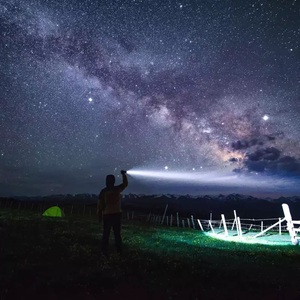 ไฟฉาย LED กลางแจ้ง <span class=keywords><strong>Nextool</strong></span> 2000 LM กำลังสูง ชาร์จซ้ำได้ เหมาะสำหรับตั้งแคมป์ เดินป่า ระยะไกล สำหรับ <span class=keywords><strong>Xiaomi</strong></span> Youpin - Product Image 2