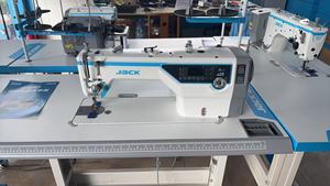 Máquina de Coser Computarizada de Alta Velocidad JACK A5E-A A5E-B A5E-B-H-7 Nueva y Original con Accionamiento Directo - Product Image 2
