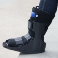Botte de marche postopératoire Kangda Healthcare pour cheville et pied, réduisant l'impact et protégeant contre les gonflements