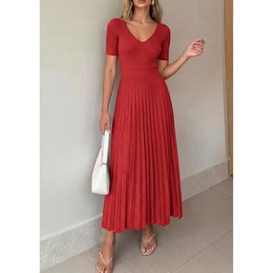 Robe pull mi-longue pour femme FOXA, col en V, manches courtes, coupe trapèze, plissée, tricot côtelé, tenue printemps-été, style élégant - Product Image 2