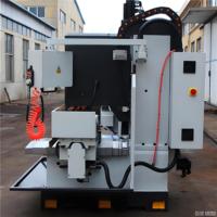 Machine de fraisage CNC XK7126, lit en fonte à haute rigidité, précision supérieure pour le traitement des pièces de moule