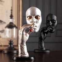 Casier à vin de table en résine personnalisé Présentoir de comptoir de bar Figurine de fumeur personnalisée pour les amateurs de cigares Modèle à motif unique