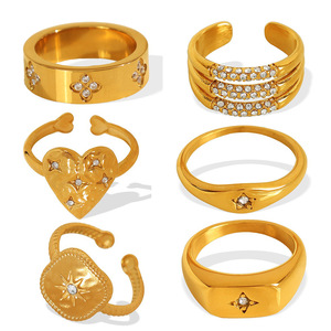 Anillo geométrico ligero de lujo francés para mujer, acero inoxidable pulido con cristales pavimentados, chapado en oro, joyería minimalista de alta moda - Product Image 6