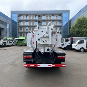 Camion de nettoyage des eaux usées Dongfeng 4x2 de haute qualité, capacité de chargement de 6 m³, forte aspiration pour un retrait des eaux usées sans tracas, en vente - Product Image 6