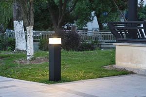 Nouveau design LED en alliage d'aluminium pelouse lumière IP65 évalué extérieur jardin borne CE EMC LVD certificat IP65 voie paysage - Product Image 3