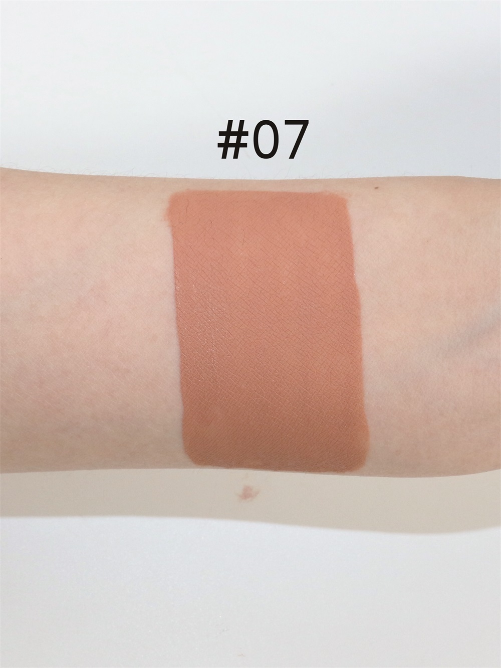 #07 Rouge à Lèvres Powder Kiss