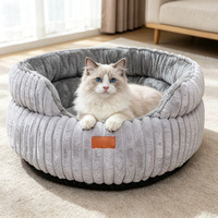 Coussin rond pour animaux de compagnie en peluche grise, durable et protecteur, tapis pour chien doux, amovible, lavable, solide, moderne, pour chat, pour une utilisation en intérieur, toutes saisons
