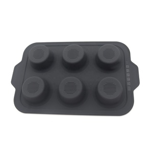 Torta circolare antiaderente a 6 fori con manico in tazza di carta per torte - Product Image 4