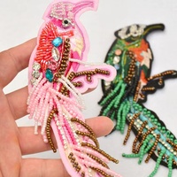 Appliques brodées personnalisées thermocollantes écologiques en dentelle florale, perles, strass et sequins pour vêtements
