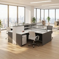 Meubles de bureau en forme de croix pour 4 personnes avec armoire de rangement centrale, cloison modulaire pour bureau