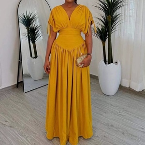 เดรสผู้หญิงคอวีเอวสม็อคสไตล์แอฟริกันใหม่สีพื้นเรียบหรูมีจีบแฟชั่น - Product Image 3