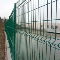 Panneau de clôture en treillis soudé 3D courbé, pliage triangulaire, galvanisé/revêtu de poudre/PVC, clôture de sécurité antirouille pour usage résidentiel