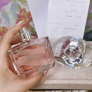 Perfume Floral Moderno de Lujo en Spray para Mujer, Envío desde EE. UU. en 2-5 Días, Larga Duración para Uso Diario, Botella de 100 ml - Product Image 1